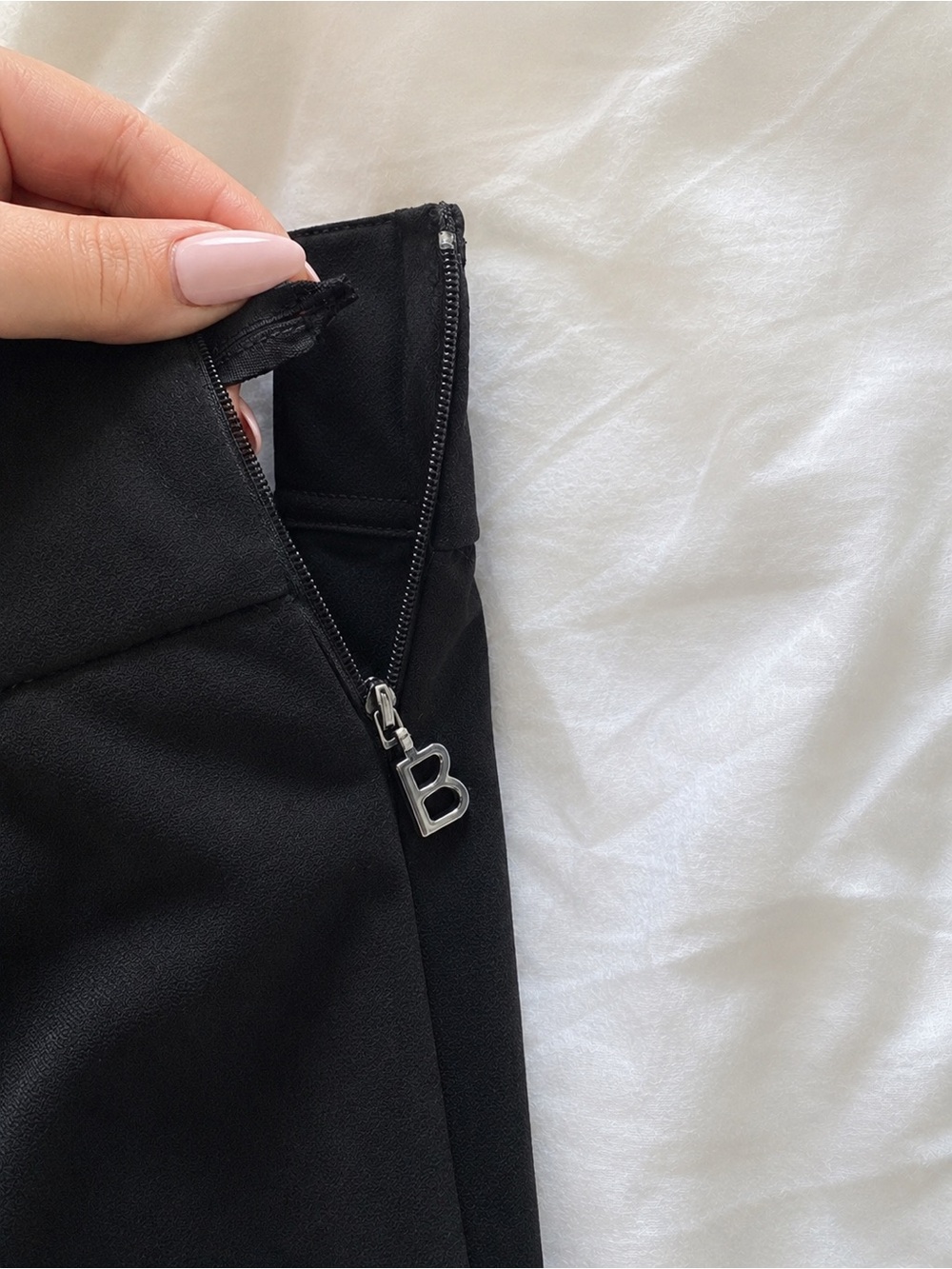 Bogner Black Slim Straight Leg Pants Signature B Zippers Size EU 42 / US 12 XL - Picture 11 of 14